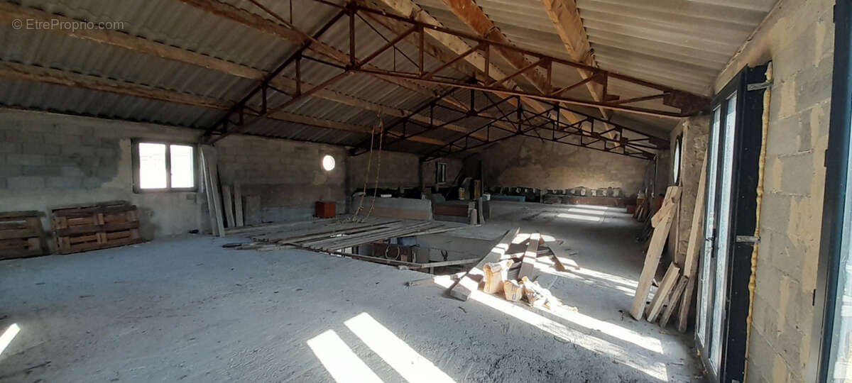 Mas provençal en pierre rénové   Piscine   1 hectare   Dépendance   Proche L’Isle-sur-la-Sorgue   Luberon - photo 18