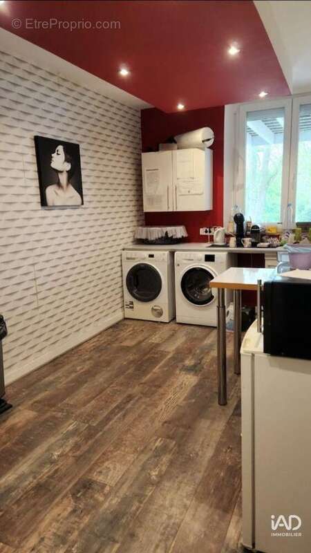 Photo 8 - Commerce à LAXOU