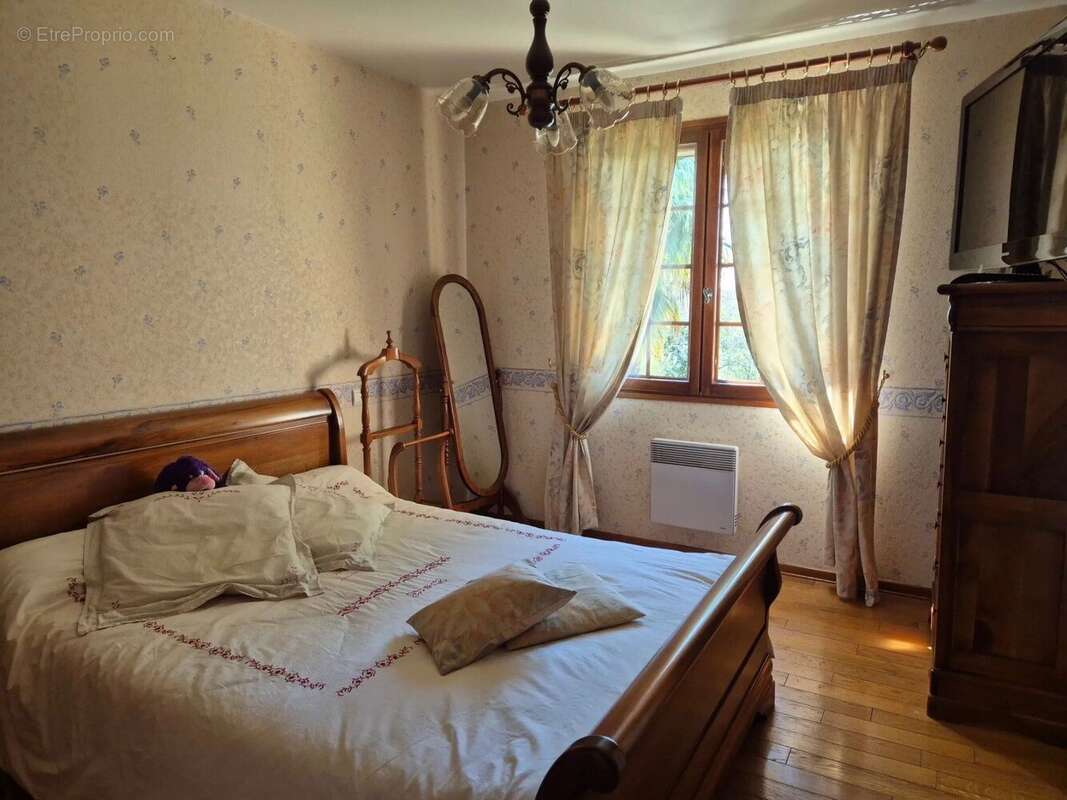 Maison à CHASTEAUX