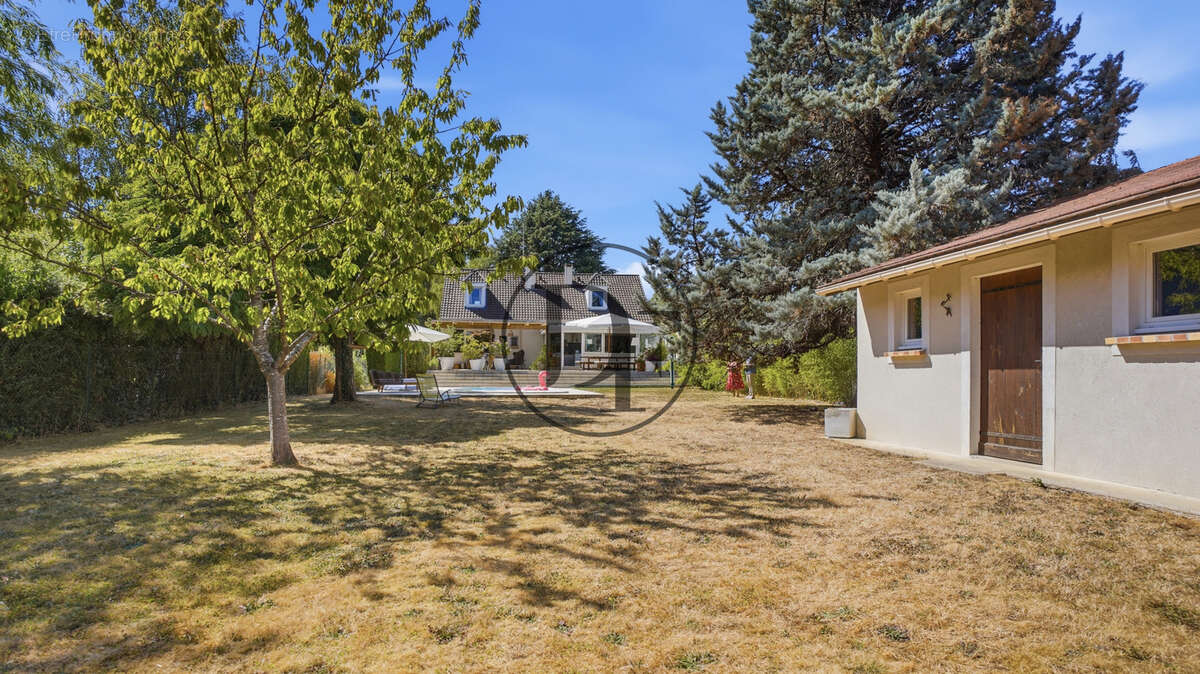 MAISON MONTIGNY-SUR-LOING - 190 M2 avec sous sol total et piscine - photo 22