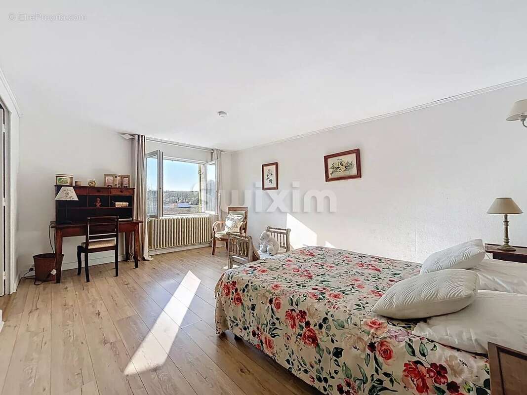 Maison à MONTBELLET