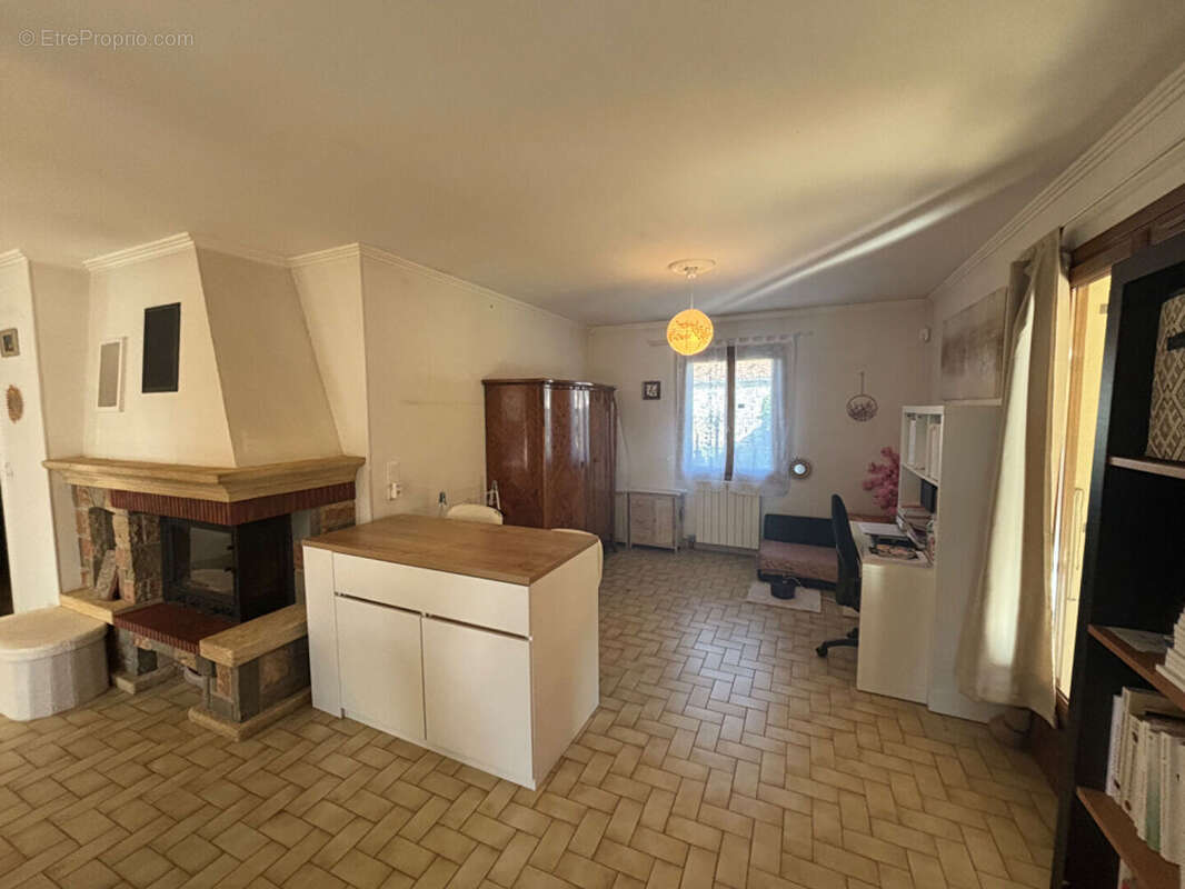 Maison à BOURG-LES-VALENCE