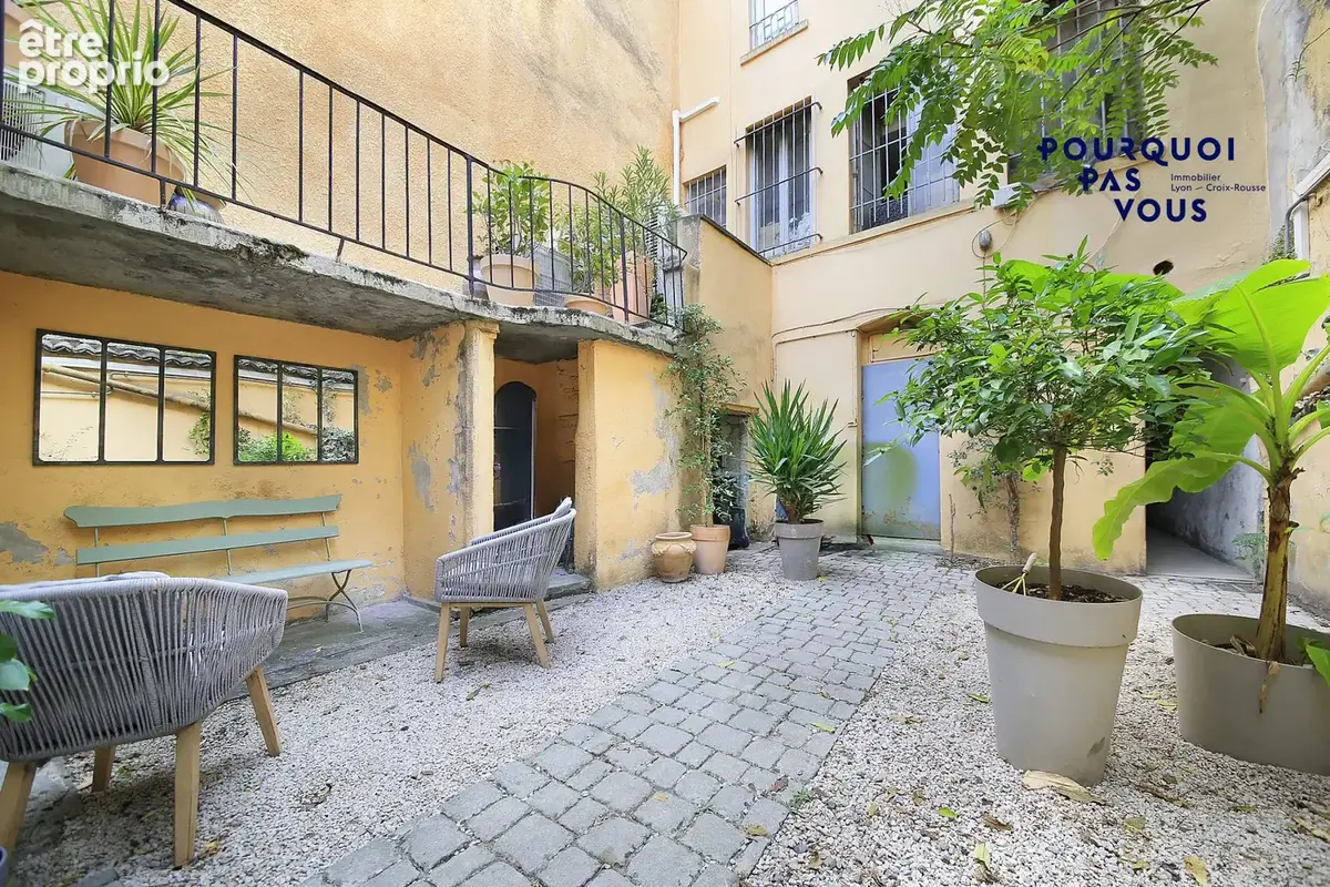 Appartement 3 pièces 71 m² à vendre à Lyon-4e (69004) - photo 2