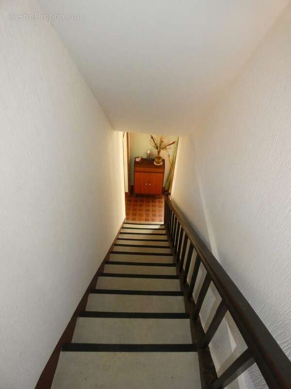 Maison 103 m² à Gouzon  - photo 6
