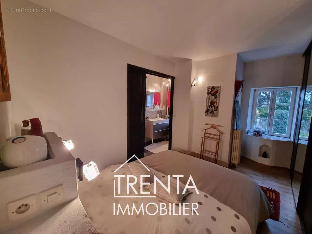 Maison à SAINT-JEAN-DE-MOIRANS