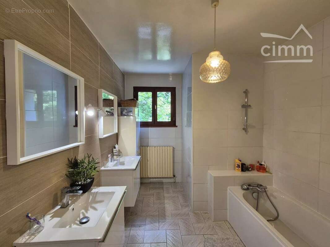 À vendre – Maison familiale entièrement rénovée proche de Chambord - photo 5