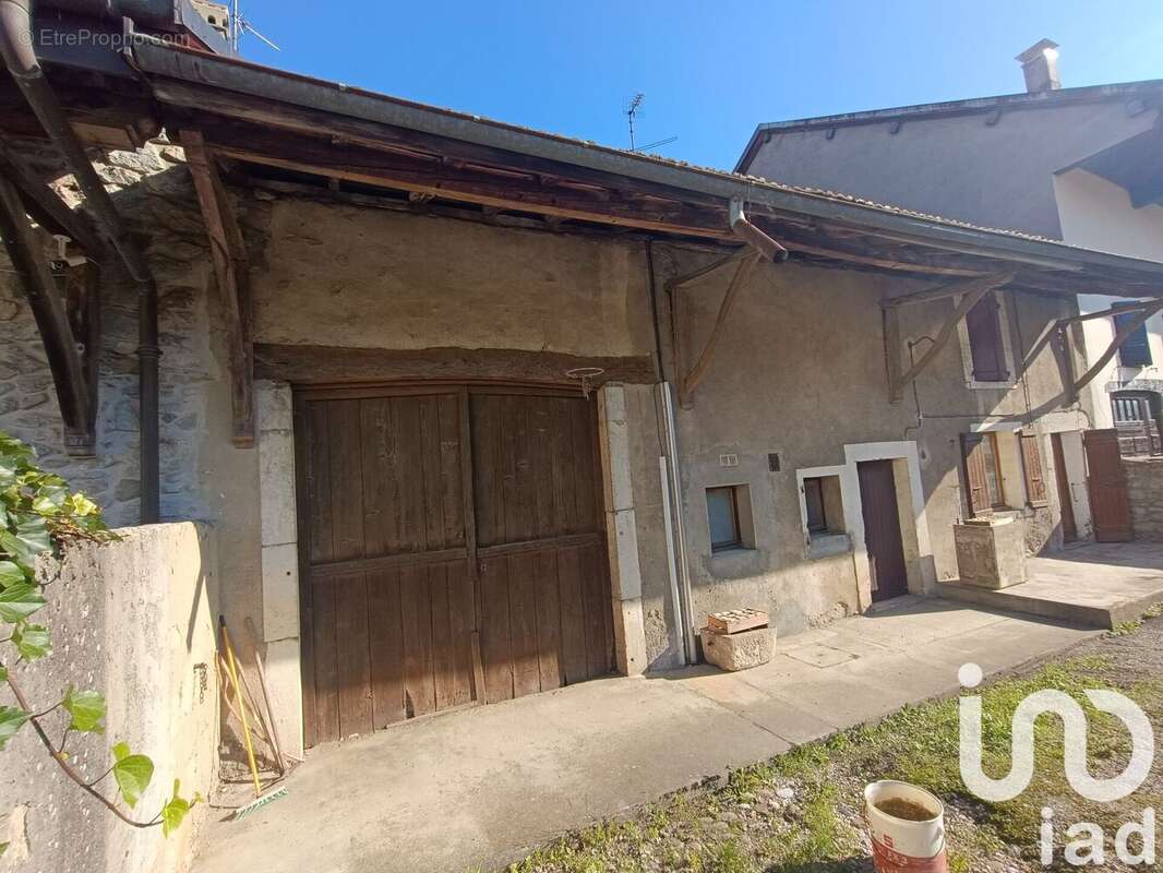 Photo 3 - Maison à SAVIGNY