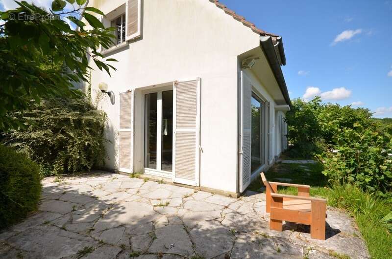 CHATEAU THIERRY (02) à vendre maison d'architecte de 167 m² avec sous-sol total - photo 22