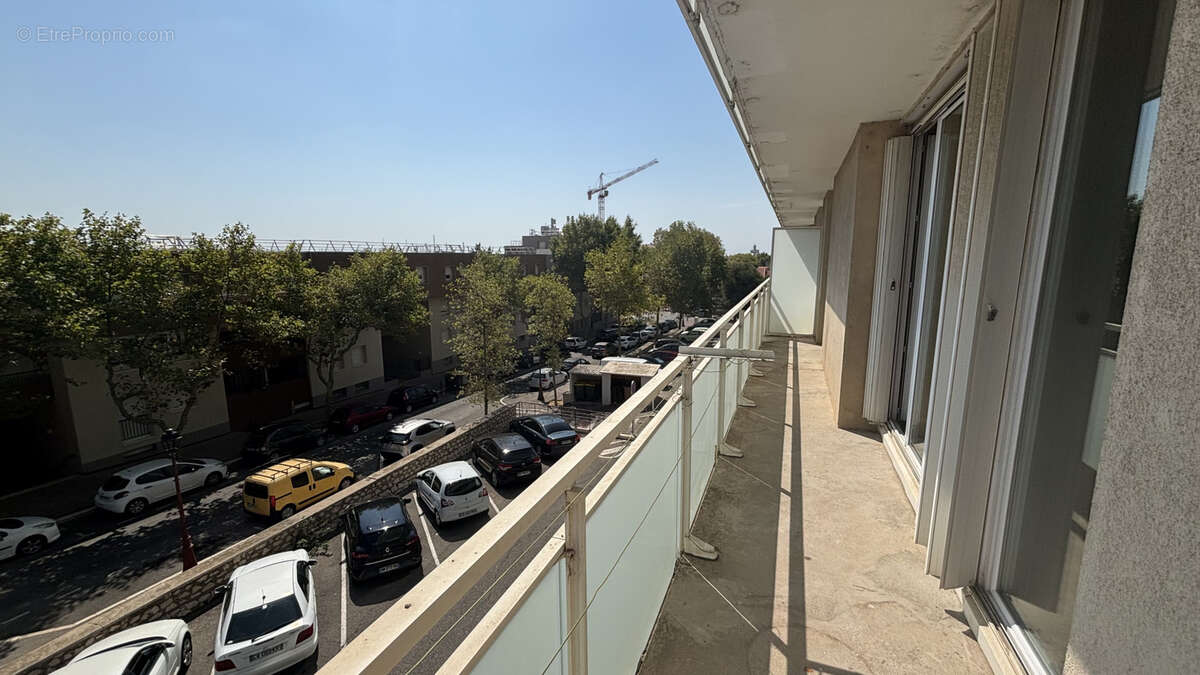 Appartement à PORT-DE-BOUC