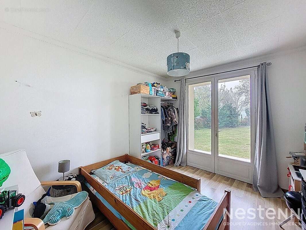 Maison à SAINTE-MAURE-DE-PEYRIAC