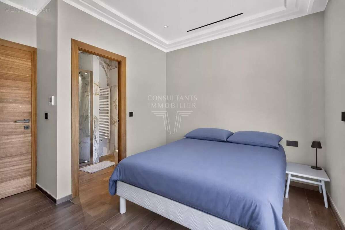 Valbonne. luxueuse villa contemporaine - photo 19