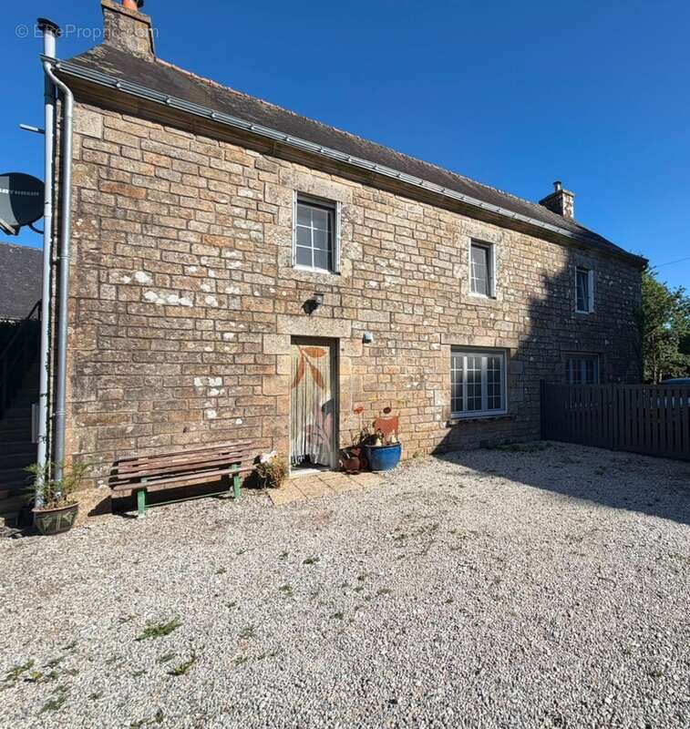 Maison 3 chambres et jardin à Ploërdut - photo 2