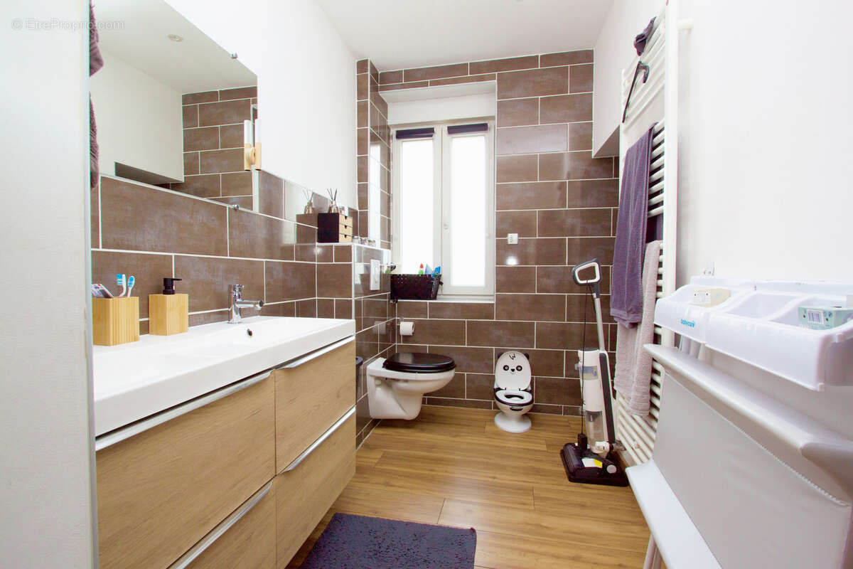 Appartement à RONCOURT