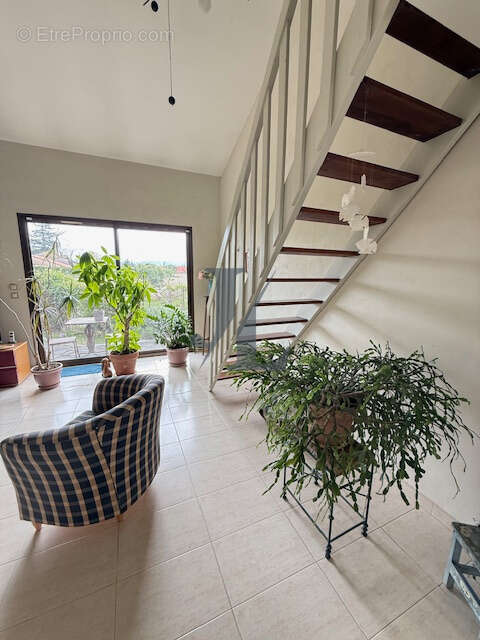 Maison à PORTES-LES-VALENCE