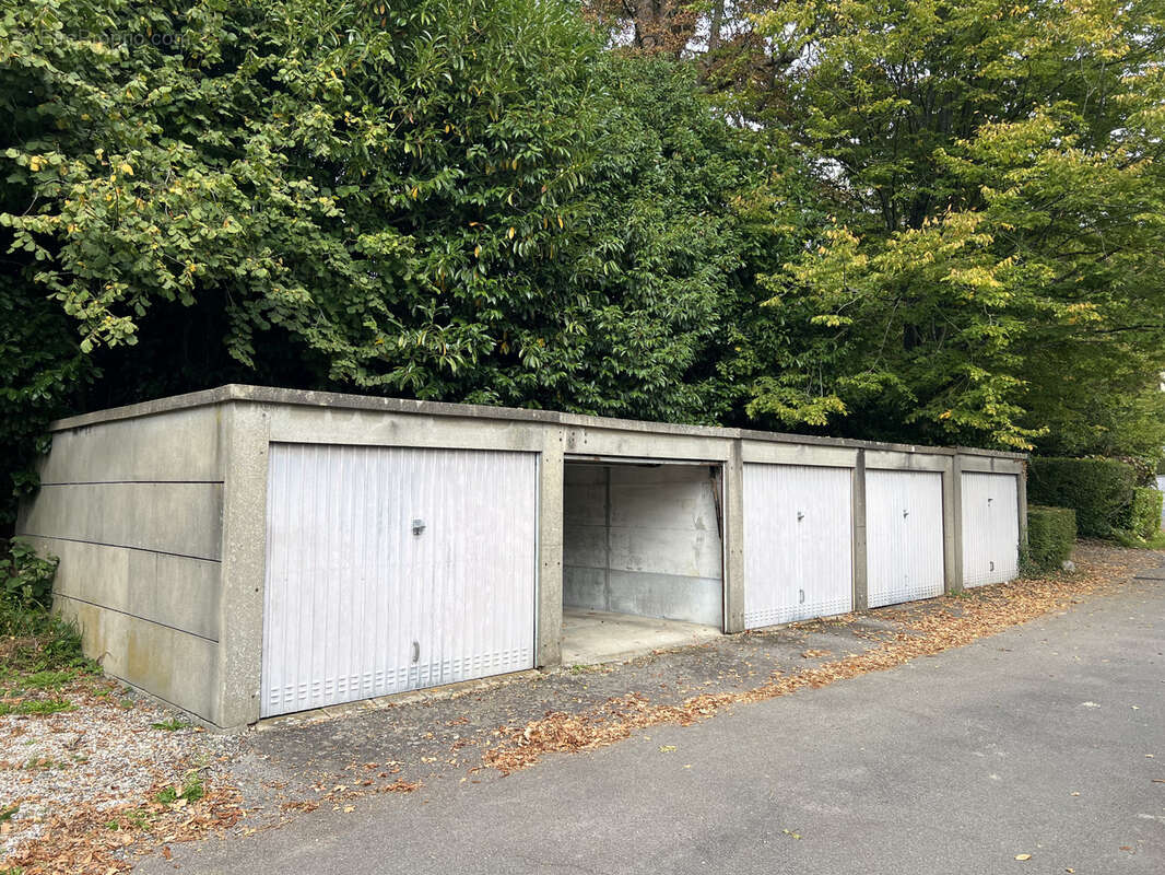 Maison à GRUCHET-LE-VALASSE