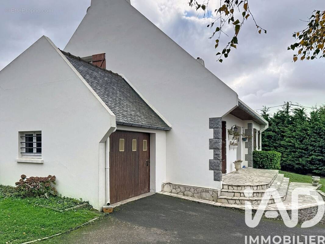 Photo 1 - Maison à ETABLES-SUR-MER