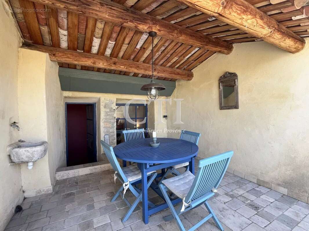 Élégante demeure en pierre avec terrasse panoramique à Vaison-la-Romaine - photo 5