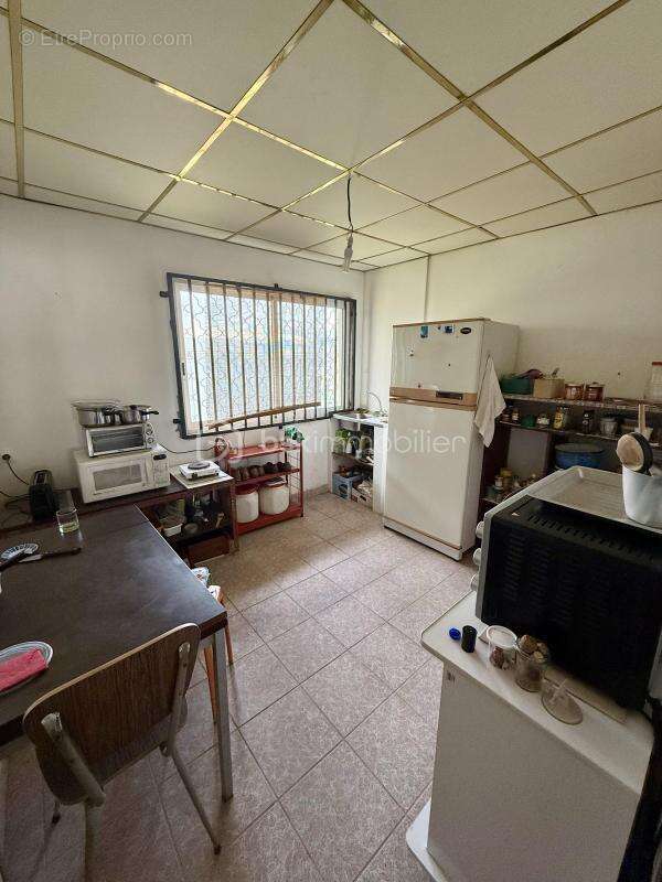 Local professionnel/ commercial - zone collery - photo 3