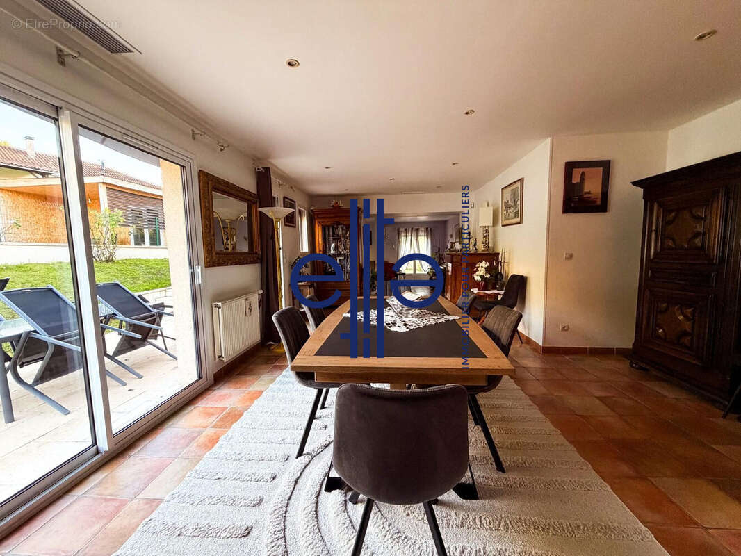 Maison à COULOUNIEIX-CHAMIERS