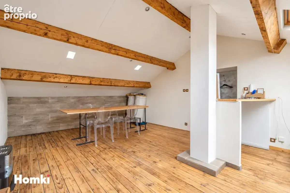 Appartement T3 de 84,94 m² à Bagnols-sur-Cèze 30200, Avenue Général de Gaulle - photo 3