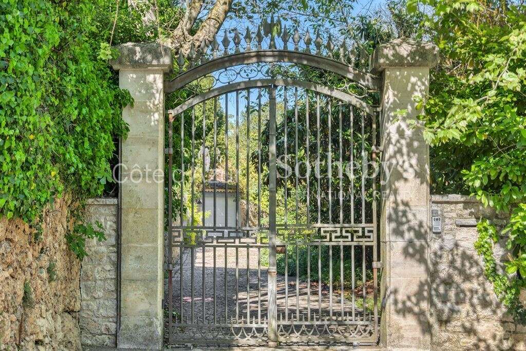 Mas provençal rénové en pierre avec piscine et jardin paysager, à 40 min de Cannes - photo 5