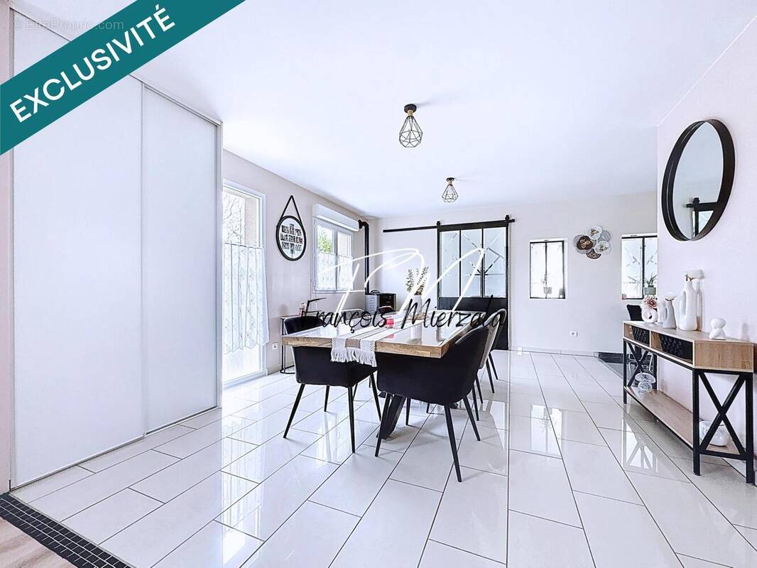 Photo 1 - Maison à COURRIERES