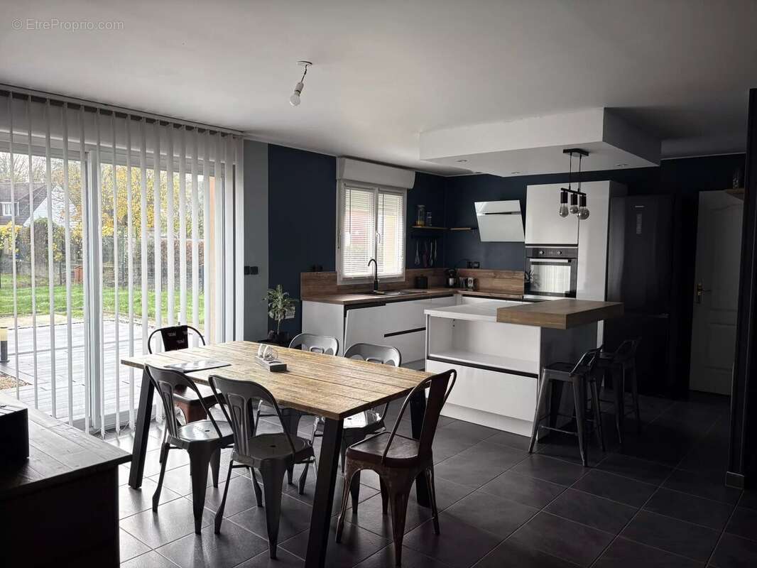 Maison à VILLERS-OUTREAUX