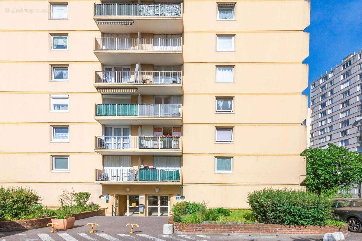 Appartement à SAINT-DENIS
