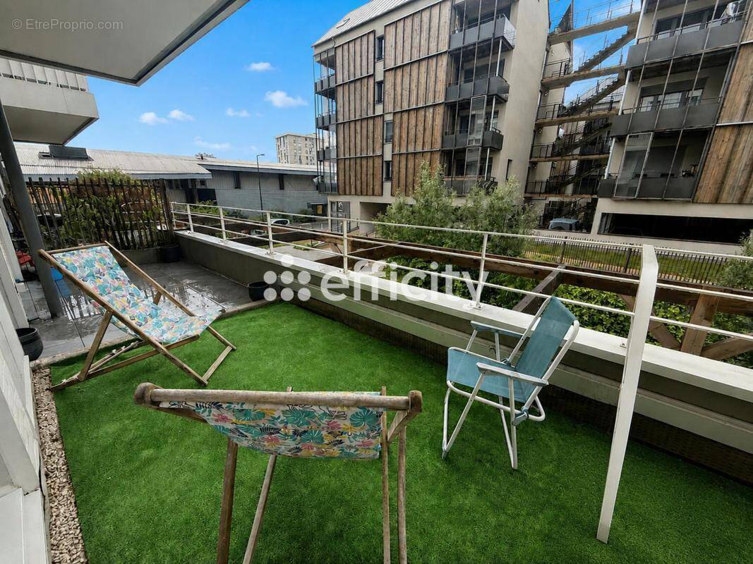 Appartement à LA RICHE