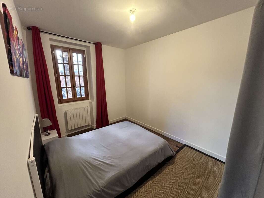 chambre coté cour - Appartement à CAHORS