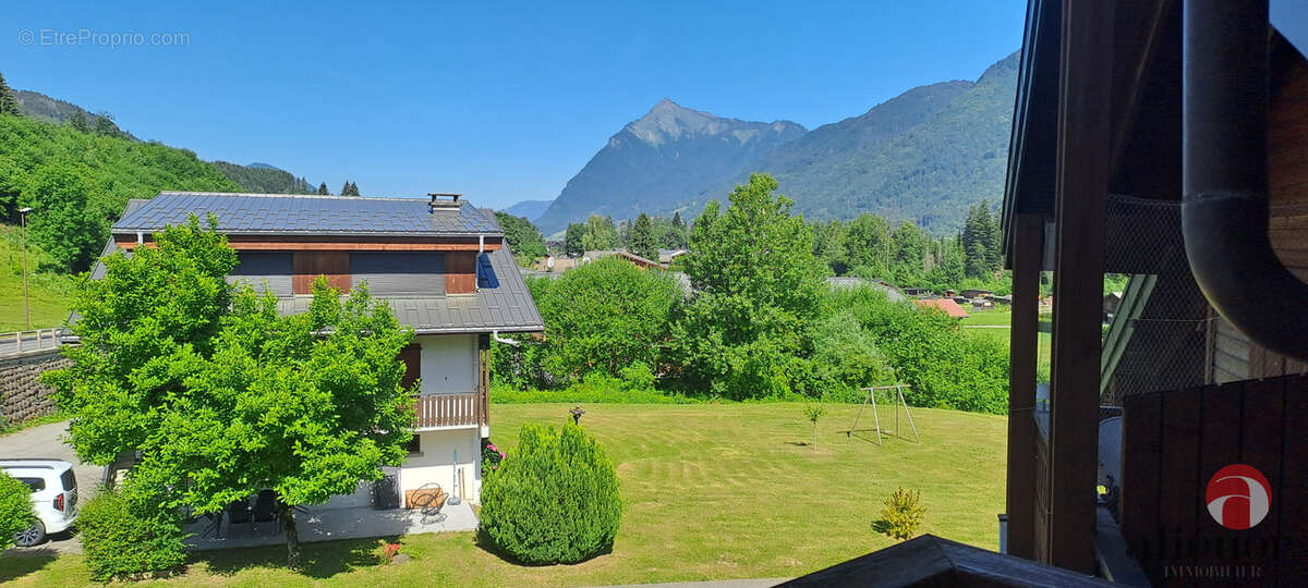 Appartement à MORILLON