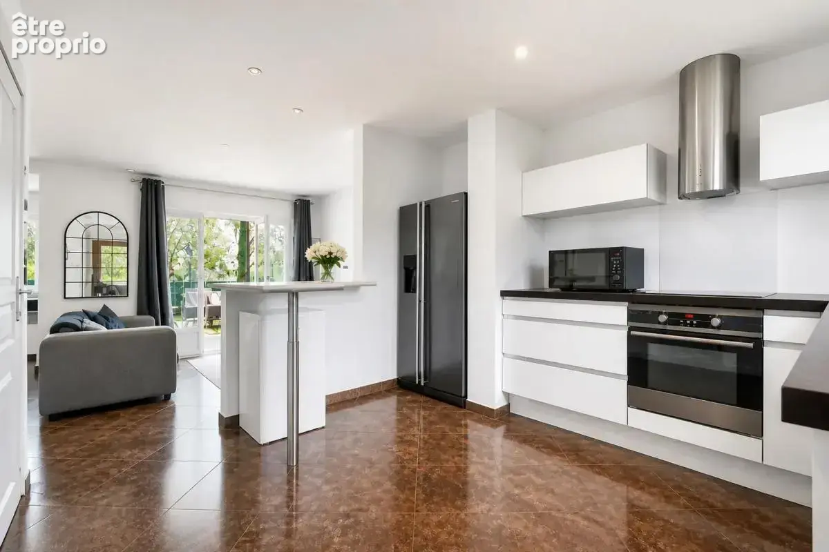 Maison de 4 pièces de 100 m² à Saint-Cyr-l'École - photo 5