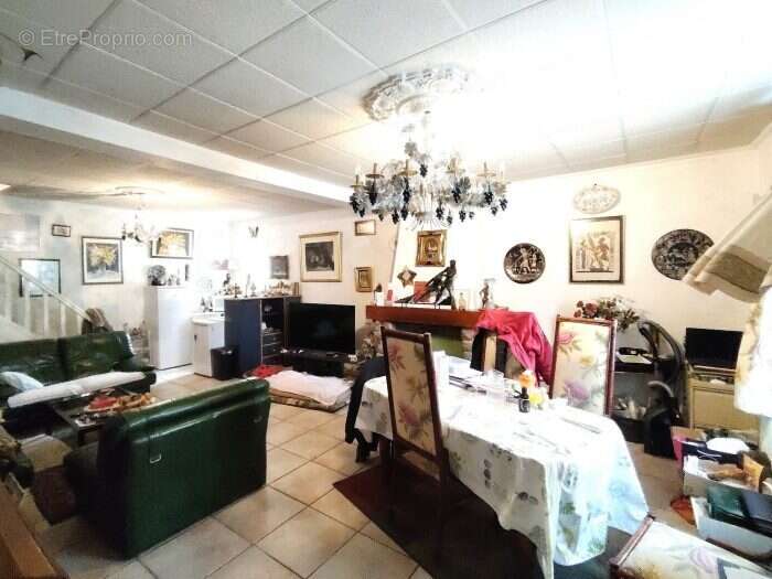Salon Maison - Commerce à SAINT-FIEL
