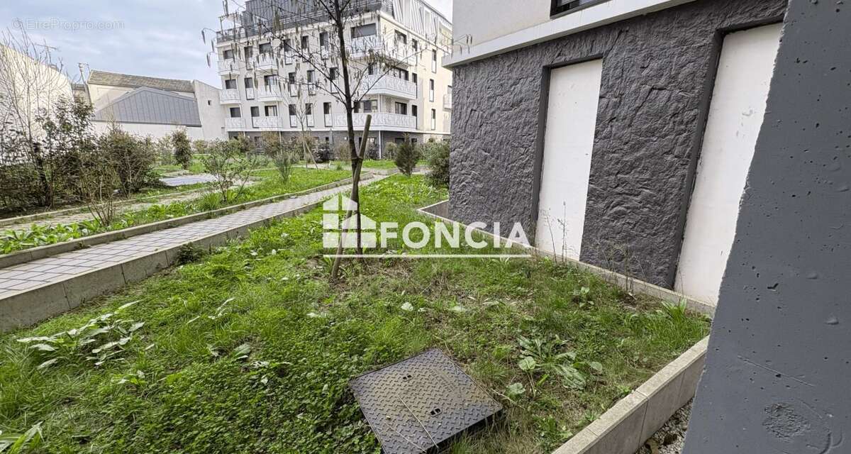 Appartement à AUBERVILLIERS