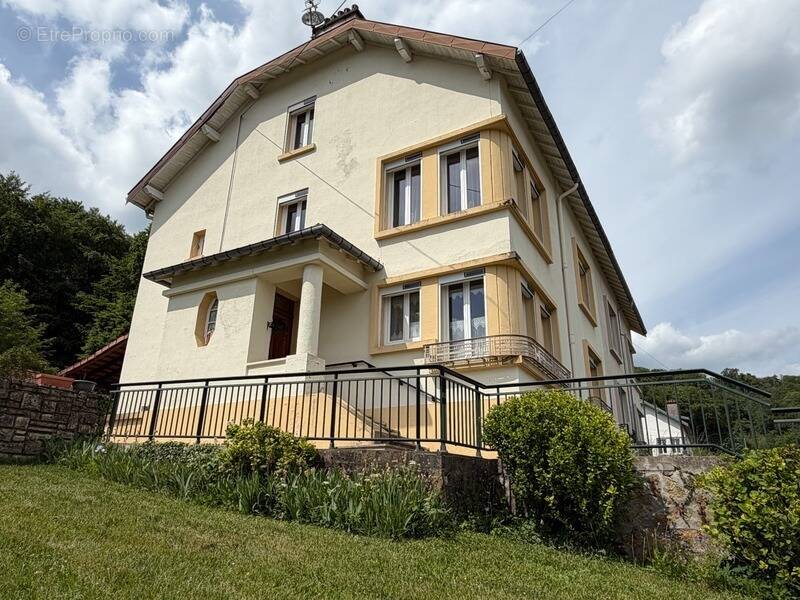 Maison à NEUVES-MAISONS