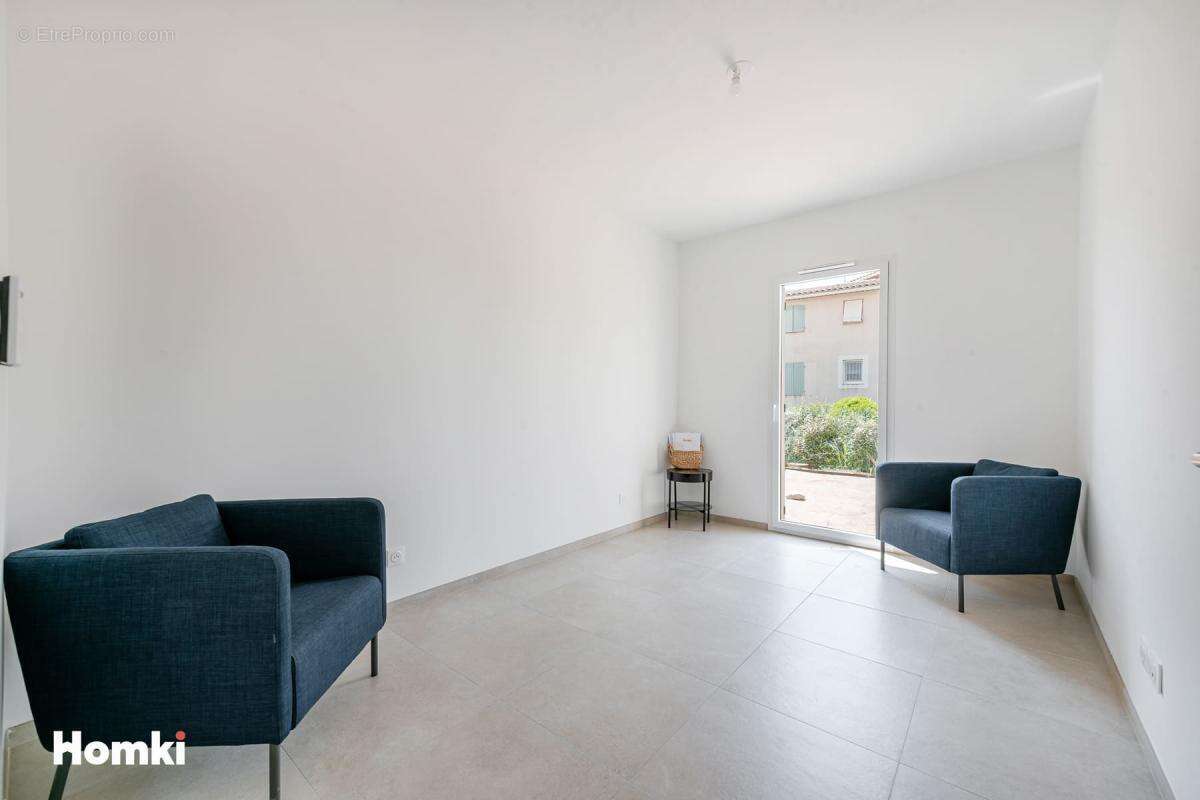 Appartement T3 de 76 m² à Aix-en-Provence 13540, Chemin du Castellas - photo 9