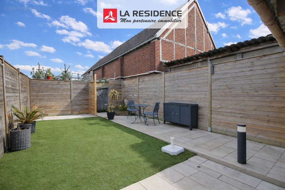 Maison à SAINT-ETIENNE-DU-ROUVRAY