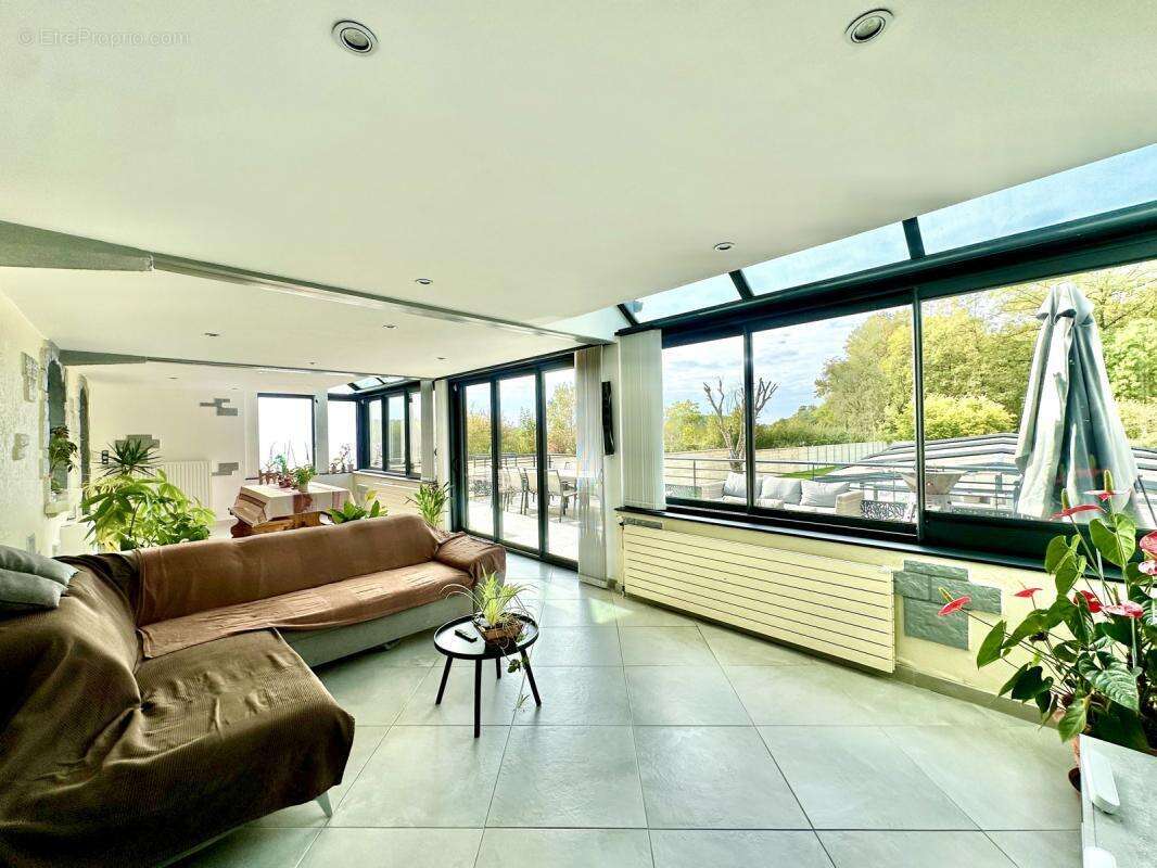 Maison à VILLENEUVE-LES-BORDES