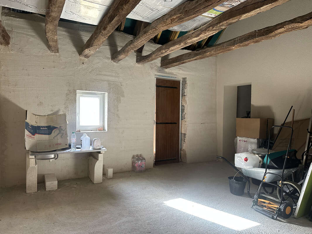 Maison de campagne sur 14 hectares à 280m du 1er voisin ! - photo 13
