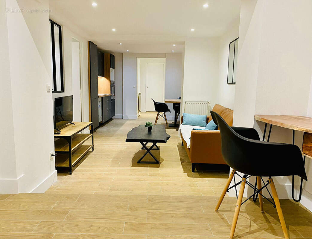Appartement à ENGHIEN-LES-BAINS