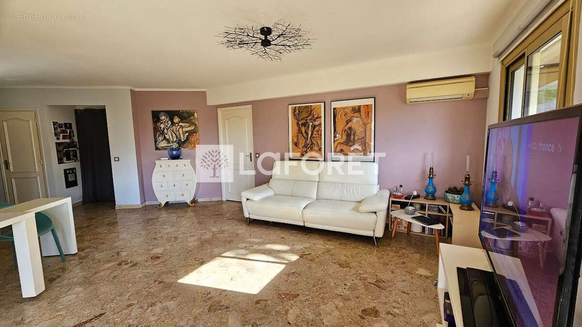 Appartement à CAGNES-SUR-MER