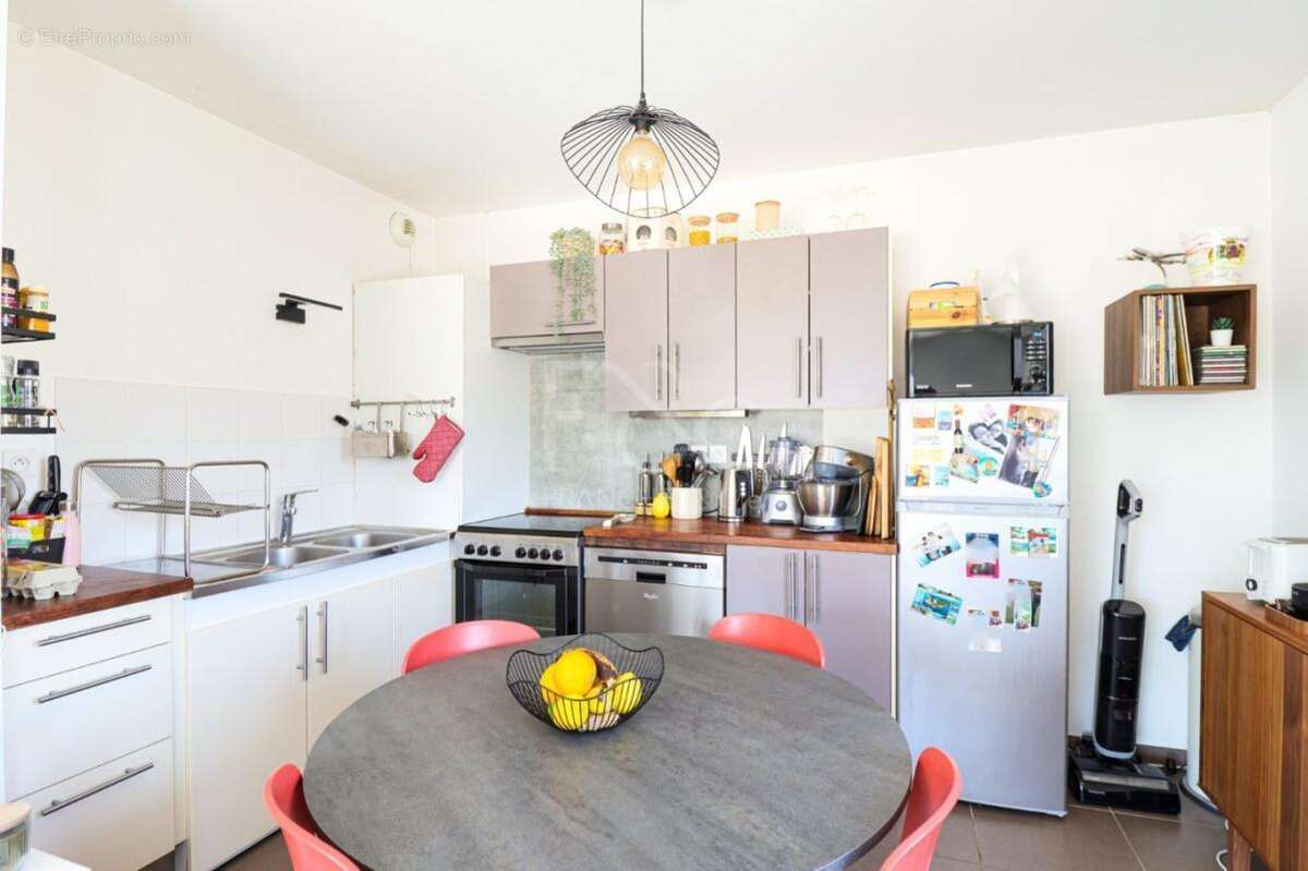 Appartement à LYON-9E
