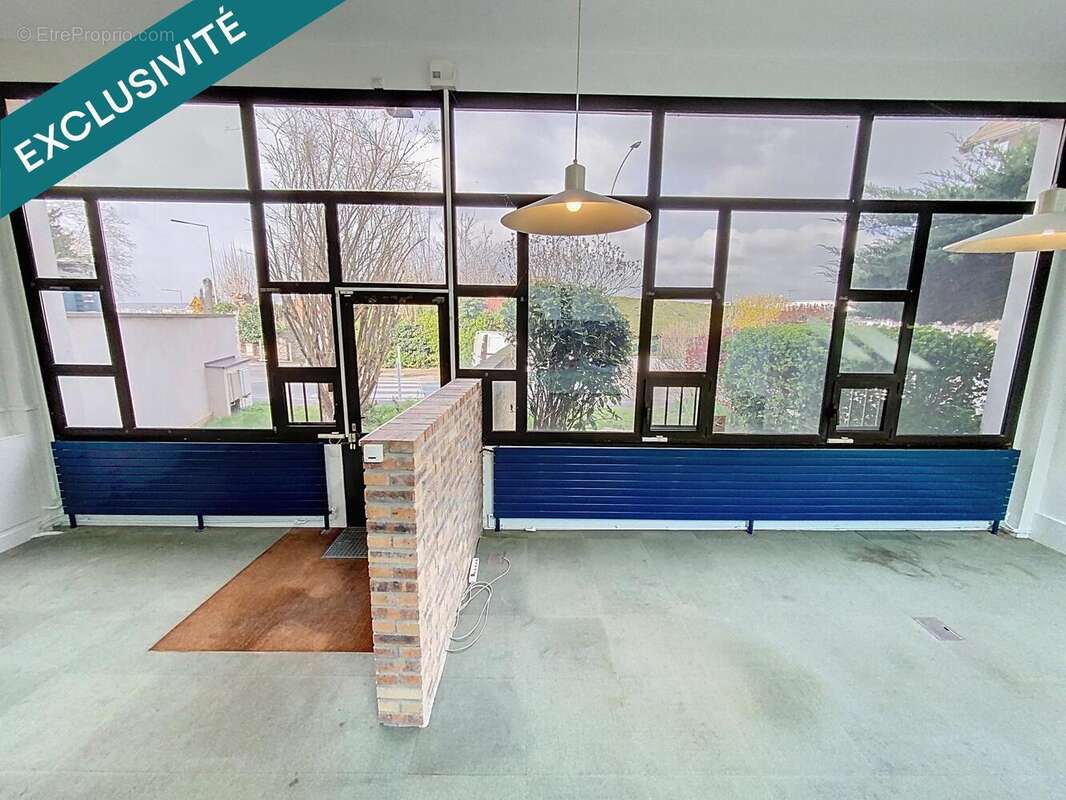 Photo 5 - Commerce à L&#039;HAY-LES-ROSES