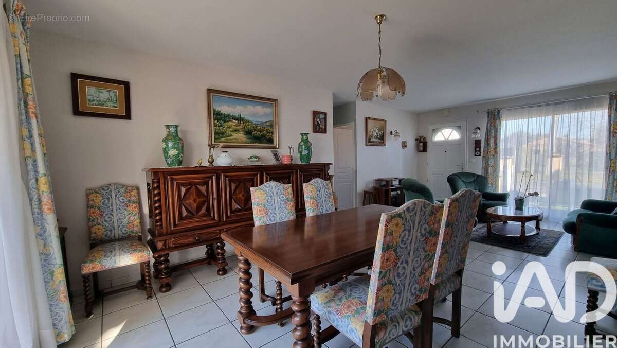 Photo 4 - Maison à SAINT-MAGNE-DE-CASTILLON