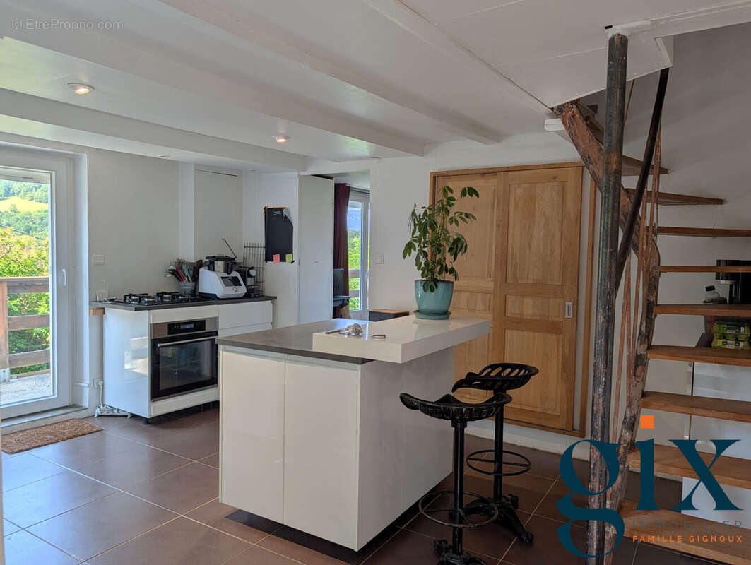 Maison 145 m² à Venon  - photo 4