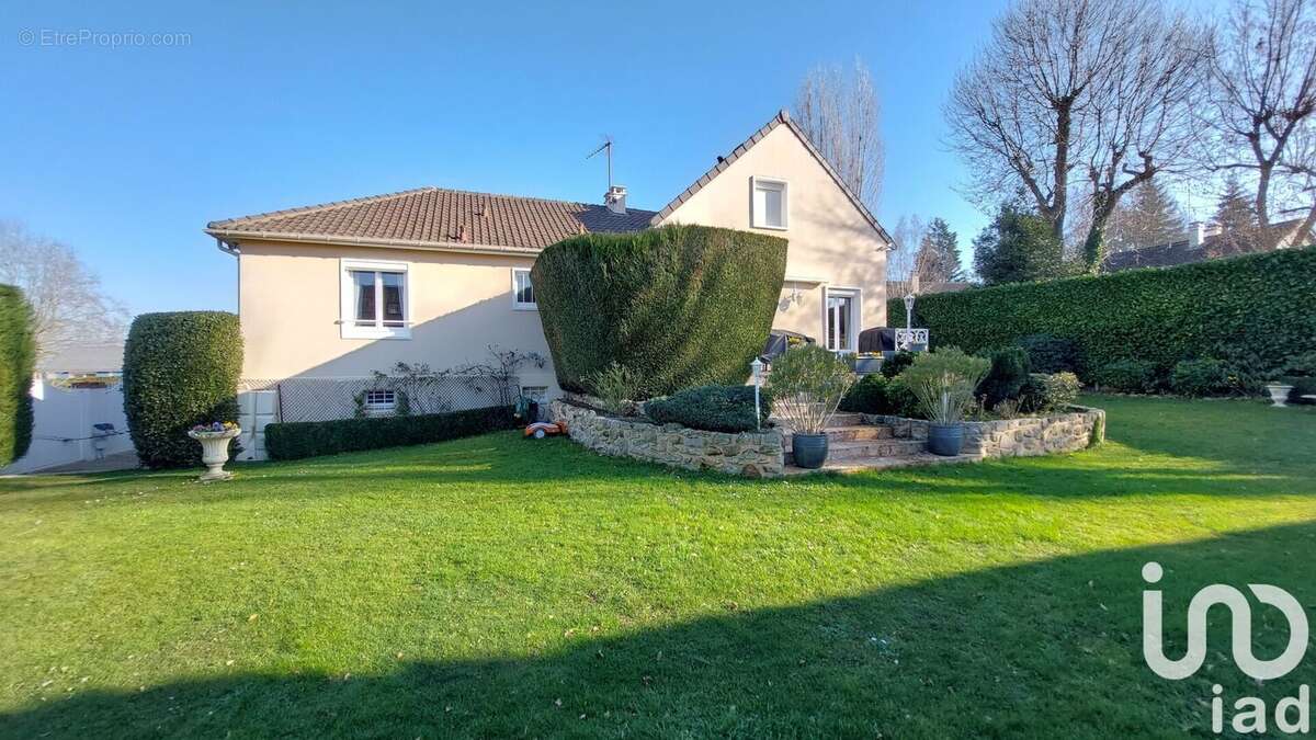 Photo 3 - Maison à MONTFORT-L'AMAURY