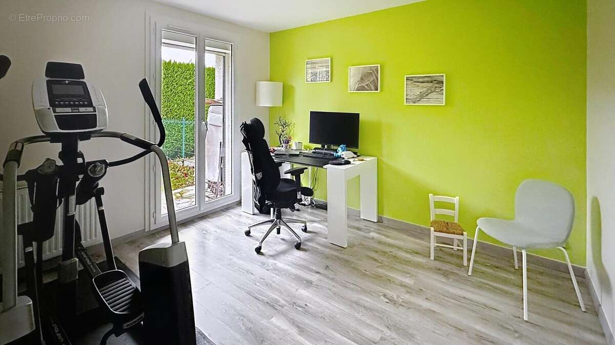 Photo 9 - Maison à OZOIR-LA-FERRIERE