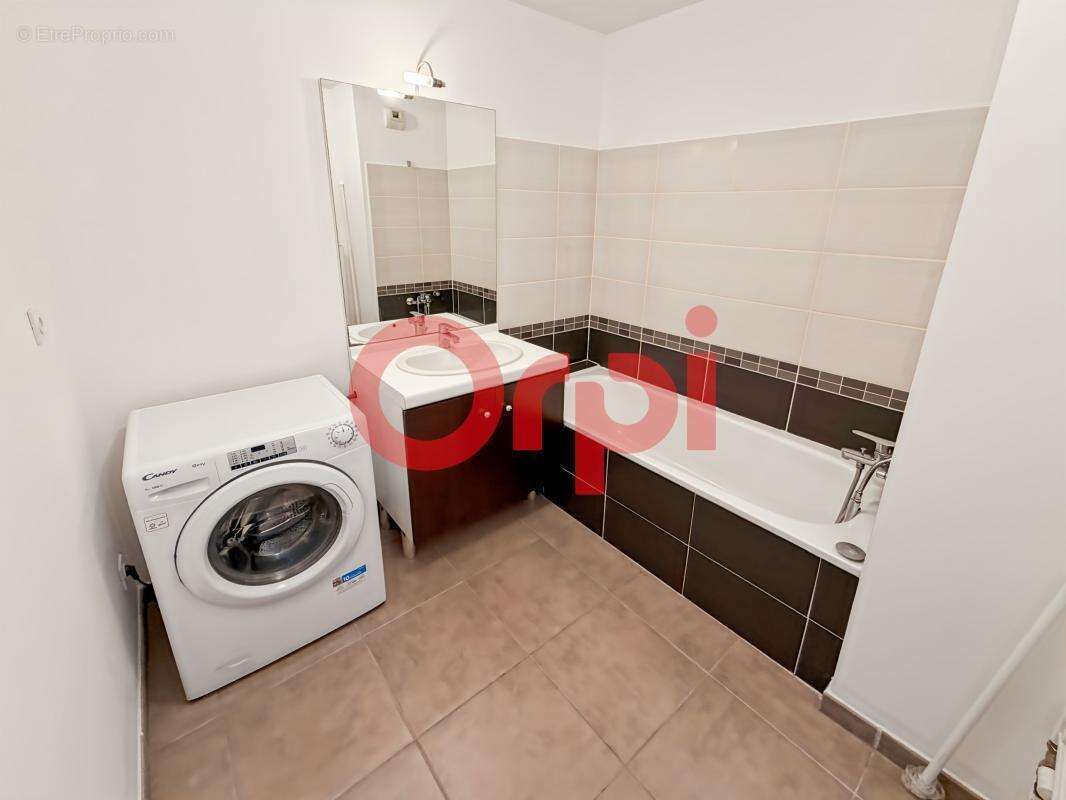 Appartement à MARSEILLE-9E