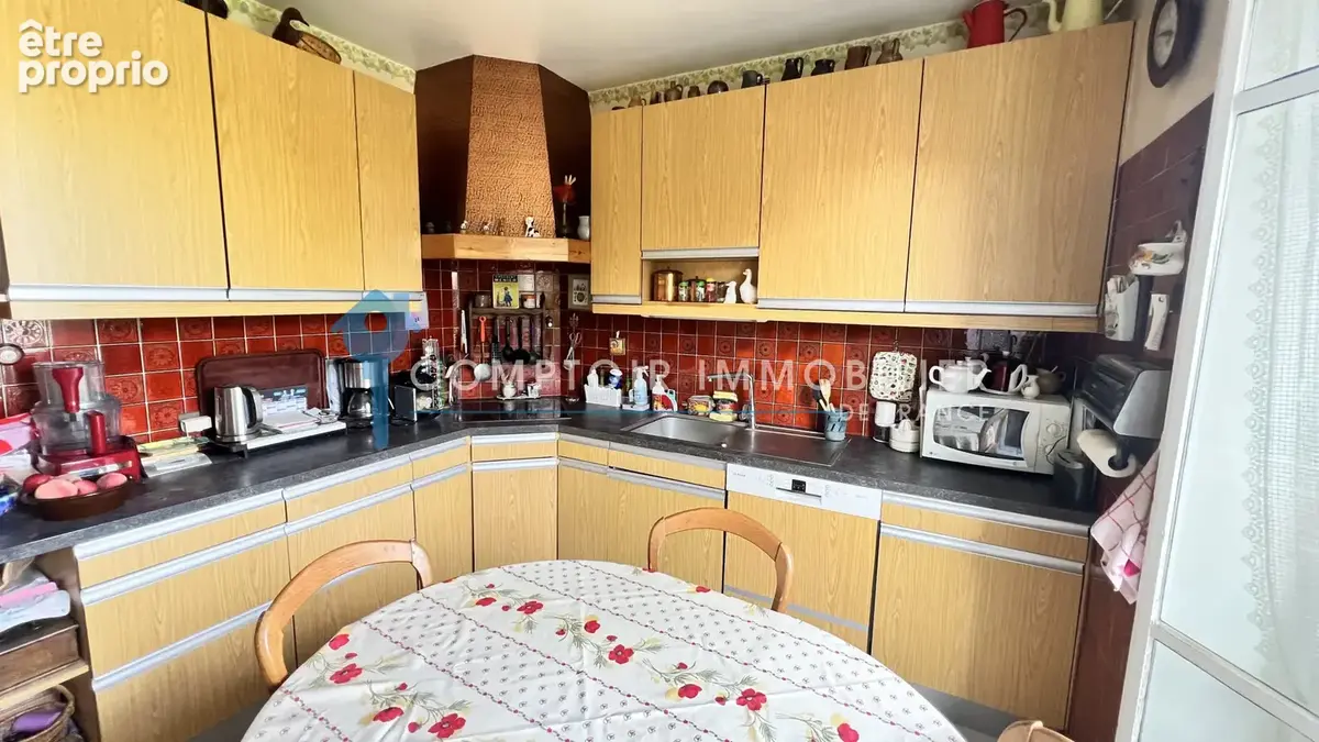 Propriété avec maison 260m2 et dépendance aménageable - photo 18