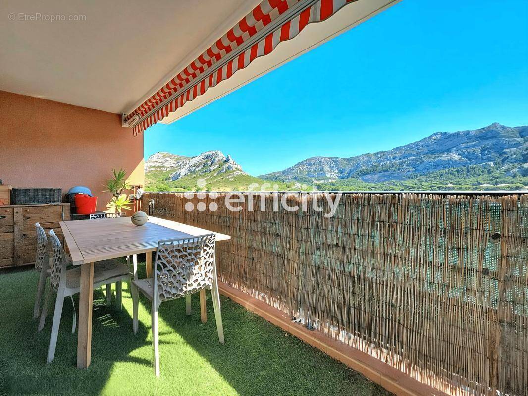 Appartement à MARSEILLE-9E